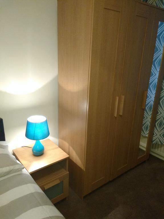 Acton Lodge Guest House 런던 객실 사진