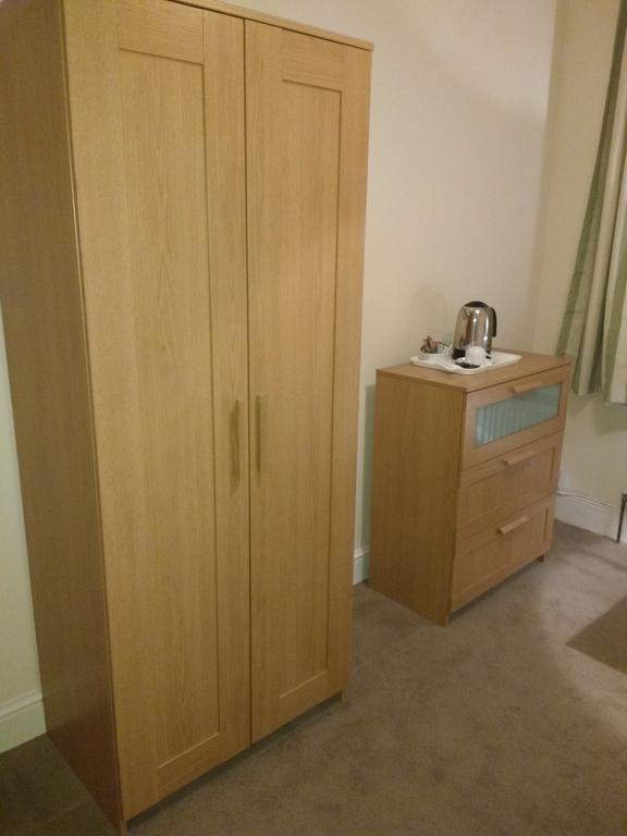 Acton Lodge Guest House 런던 객실 사진