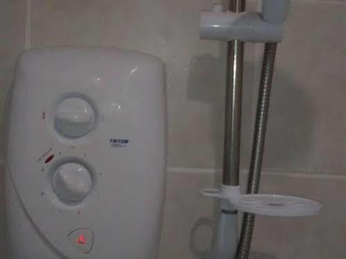 Acton Lodge Guest House 런던 외부 사진